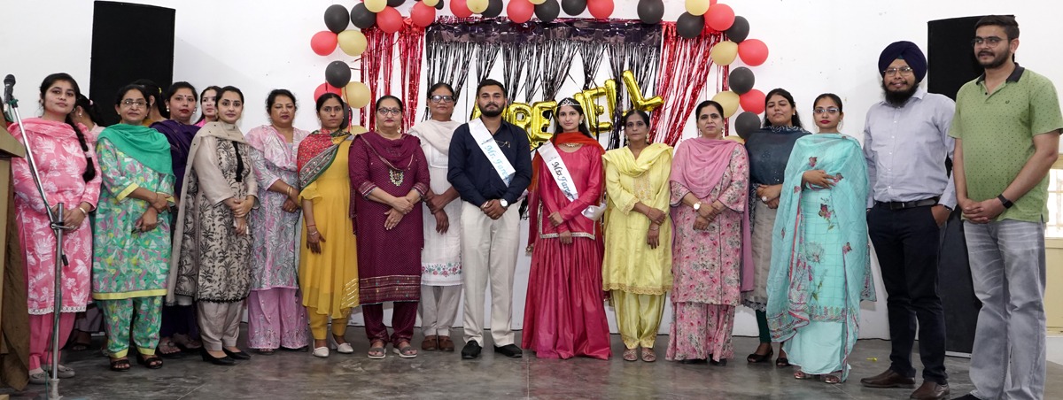 ਖ਼ਾਲਸਾ ਕਾਲਜ ਵਿਖੇ ਸਾਇੰਸ ਅਤੇ ਐਜੂਕੇਸ਼ਨ ਵਿਭਾਗ ਵਲੋਂ ਵਿਦਾਇਗੀ ਸਮਾਰੋਹ ਦਾ ਆਯੋਜਨ